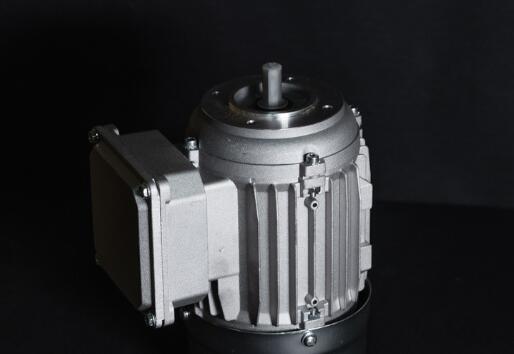 高于6千伏電機(jī)額定電壓高5%，電機(jī)額定電壓的調(diào)整方法